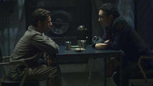Battlestar Galactica S04E14 — Blood on the Scales episode still