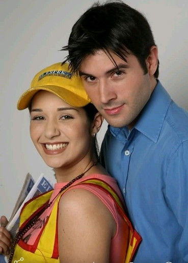 Escena 3 de Voltea pa' que te enamores