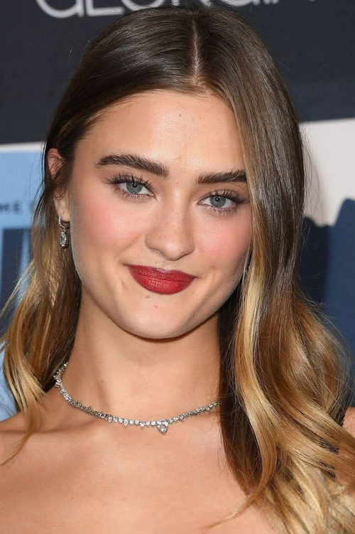 Kép: Lizzy Greene színész profilképe