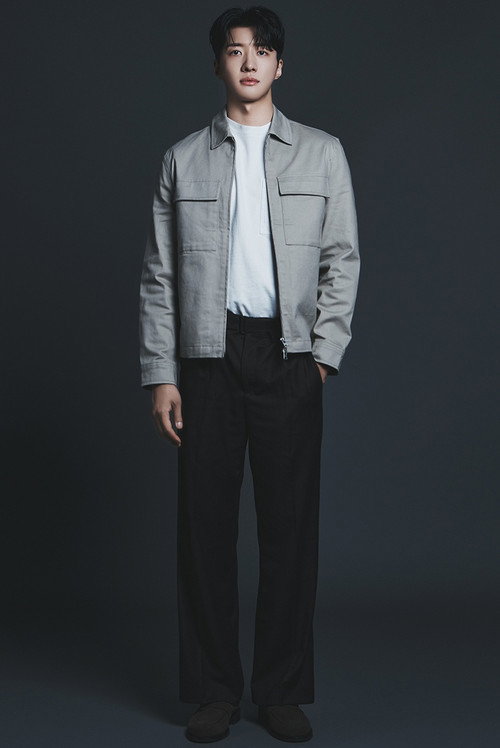 Kép: Kim Seo-ha színész profilképe