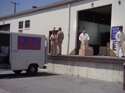 Escena del episodio 2 de la temporada 2 de Mannix