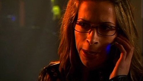 Escena del episodio 1 de la temporada 1 de la serie Hijos de la noche