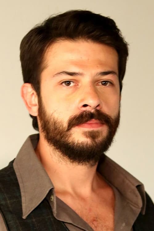 Kép: Ahmet Tansu Taşanlar színész profilképe