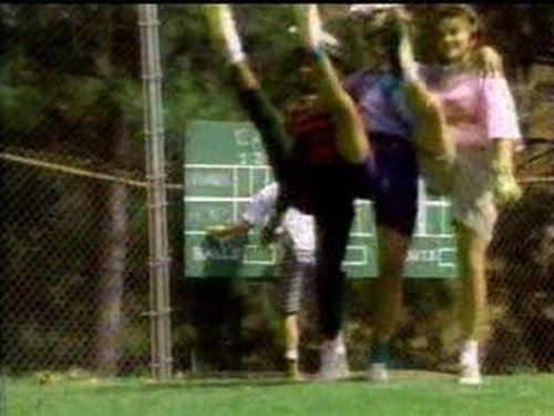 Escena del episodio 3 de la temporada 1 de la serie Salute Your Shorts