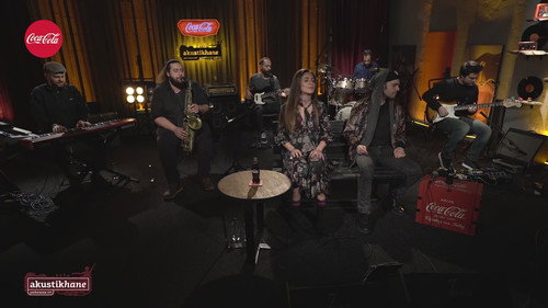 What Da Funk Live On Akustikhane Backdrop Blur