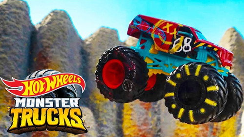 Epic Island Hot Wheels Race Course!