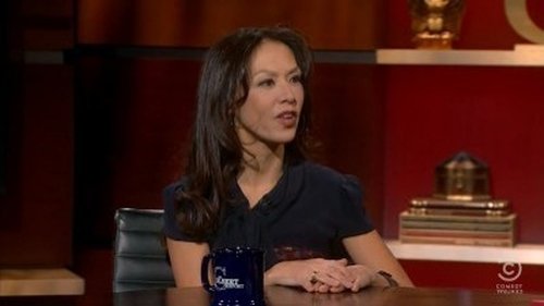 Escena del episodio 14 de la temporada 7 de la serie The Colbert Report