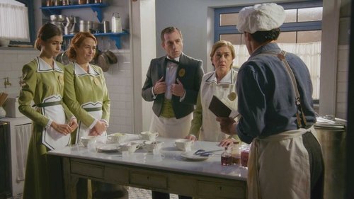 Escena del episodio 11 de la temporada 1 de la serie Salón de té La Moderna