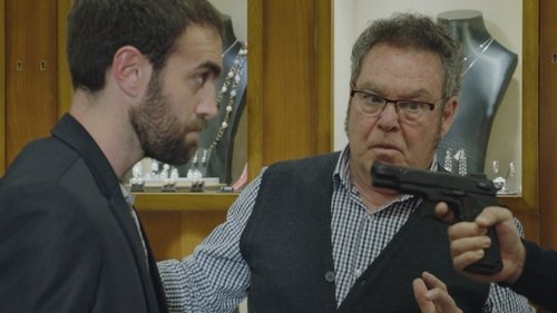 Escena del episodio 11 de la temporada 2 de la serie Allí abajo