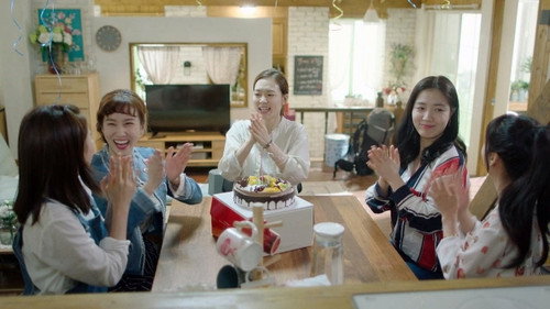 Hello, My Twenties! still