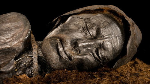 L'enigma della mummia della palude