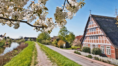 So schön ist der Norden - Im alten Land Backdrop Blur