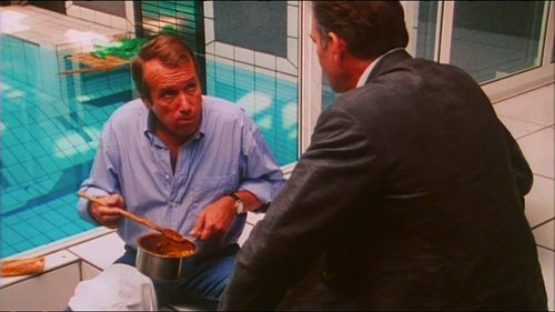 Escena del episodio 1 de la temporada 0 de la serie Commissaire Moulin