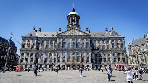 Exclusief: achter de deuren van Koninklijk Paleis Amsterdam Backdrop Blur
