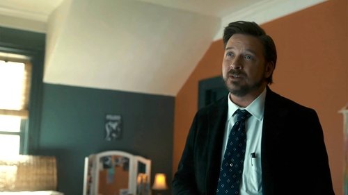 Escena del episodio 7 de la temporada 1 de Ley y orden Toronto: Intención criminal