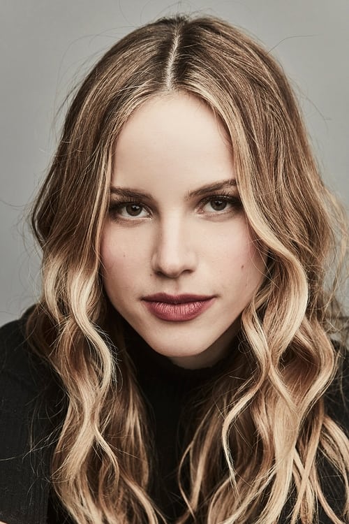 Kép: Halston Sage színész profilképe