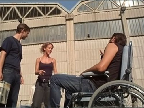 Escena del episodio 5 de la temporada 3 de la serie Boris