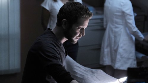 Escena del episodio 6 de la temporada 4 de la serie The Resident
