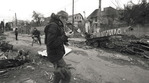 Glyadyelov. Focus On Infinity