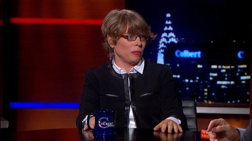Escena del episodio 15 de la temporada 11 de la serie The Colbert Report