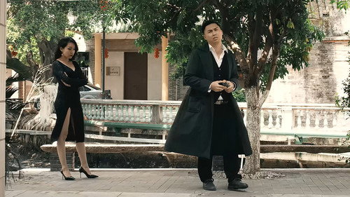 密探归来 Backdrop Blur