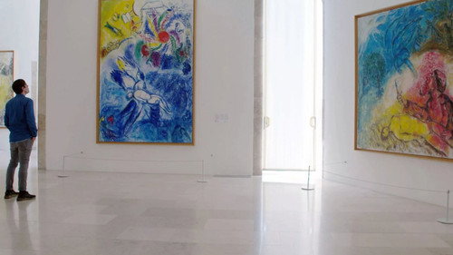 Marc Chagall - Glaube, Liebe, Krieg Backdrop Blur