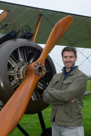 Escena 2 de British Planes That Won the War with Rob Bell
