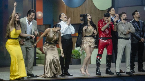 Poster della serie La Casa de los Famosos