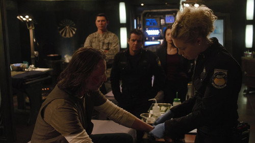 Stargate Universe · S2E12 : Rush², image 3