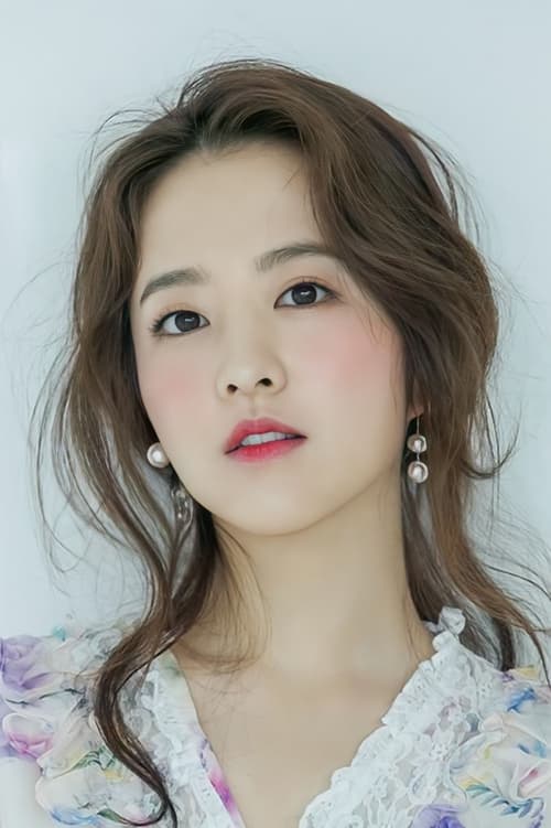 Park Bo-young isJoo Myeong-hwa