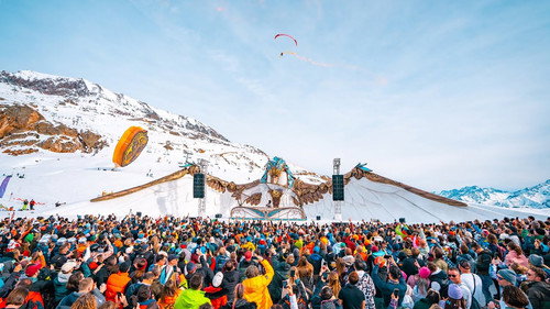 Tomorrowland Winter 2023 - Season 1 Backdrop Blur