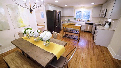 Small Farmhouse with Big Flop Potential