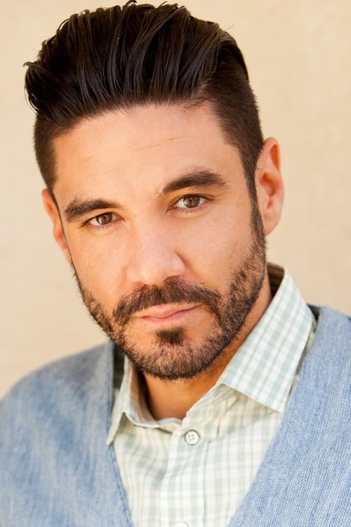 Kép: Clayton Cardenas színész profilképe