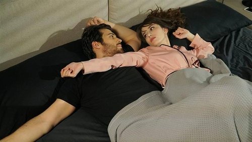 Dolunay: 1×17