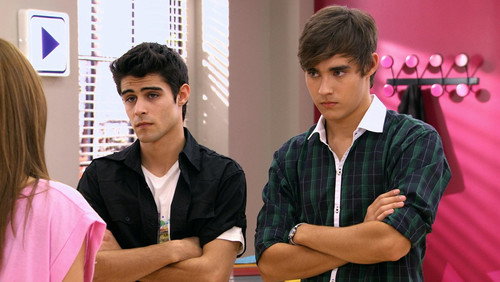 Violetta: 1×77