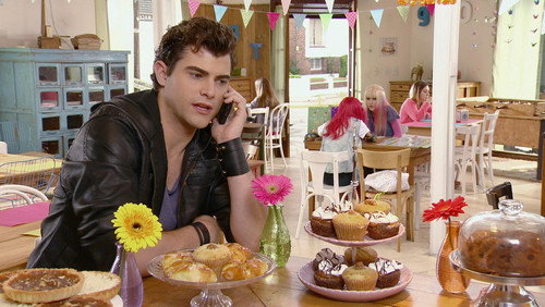 Violetta: 3×26