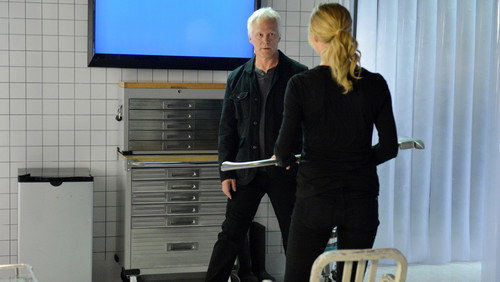 Revenge: 1×22