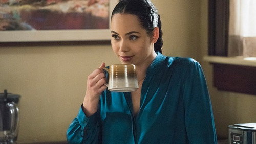 Charmed: Nova Geração: 2×19