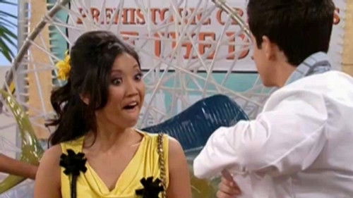 Os Feiticeiros de Waverly Place: 2×25