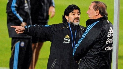 Bilardo: O Doutor do Futebol: 1×4