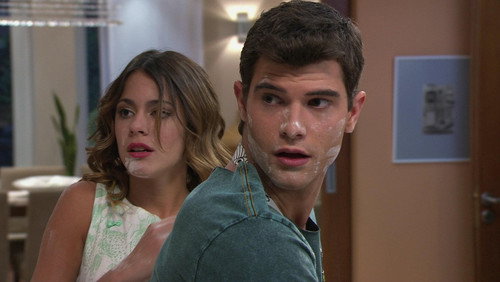 Violetta: 2×35