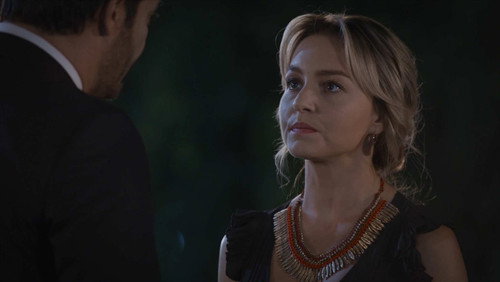 Império de Mentiras: 1×8