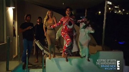 Keeping Up With the Kardashians: 8×10