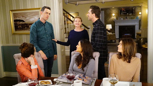 Life in Pieces: Uma Grande Família. Quatro Pequenas Histórias.: 1×10