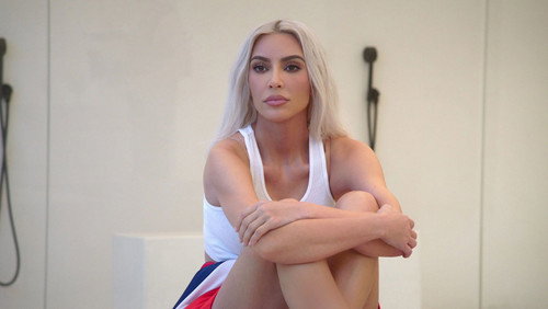 The Kardashians: 3×1