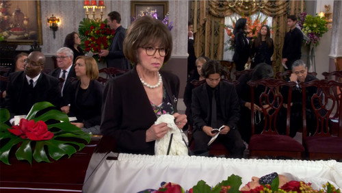 One Day at a Time: 3×1