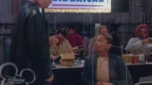 As Visões da Raven: 1×17