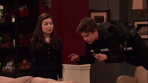 iCarly: 1×11