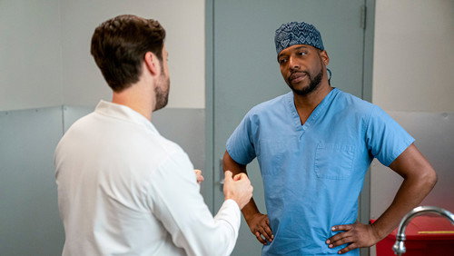 Hospital New Amsterdam: 2×3
