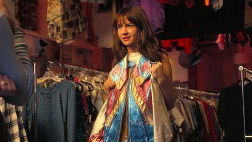 Girlboss: 1×1
